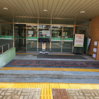 중대초교 점자안내촉지도 장애인 전용 주차구역 그리고 점자블록 설치